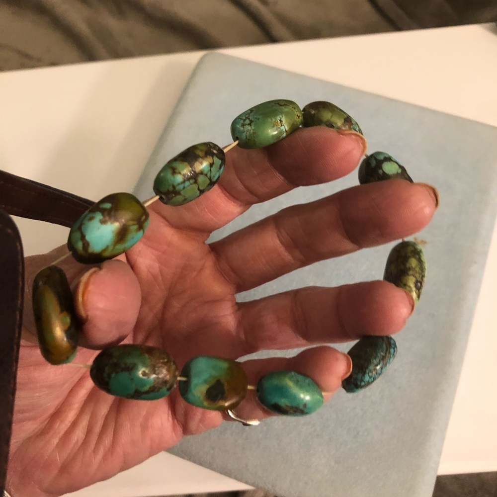 Turquoise stone stretched bracelet.  Real turquoise. - Picture 5 of 5